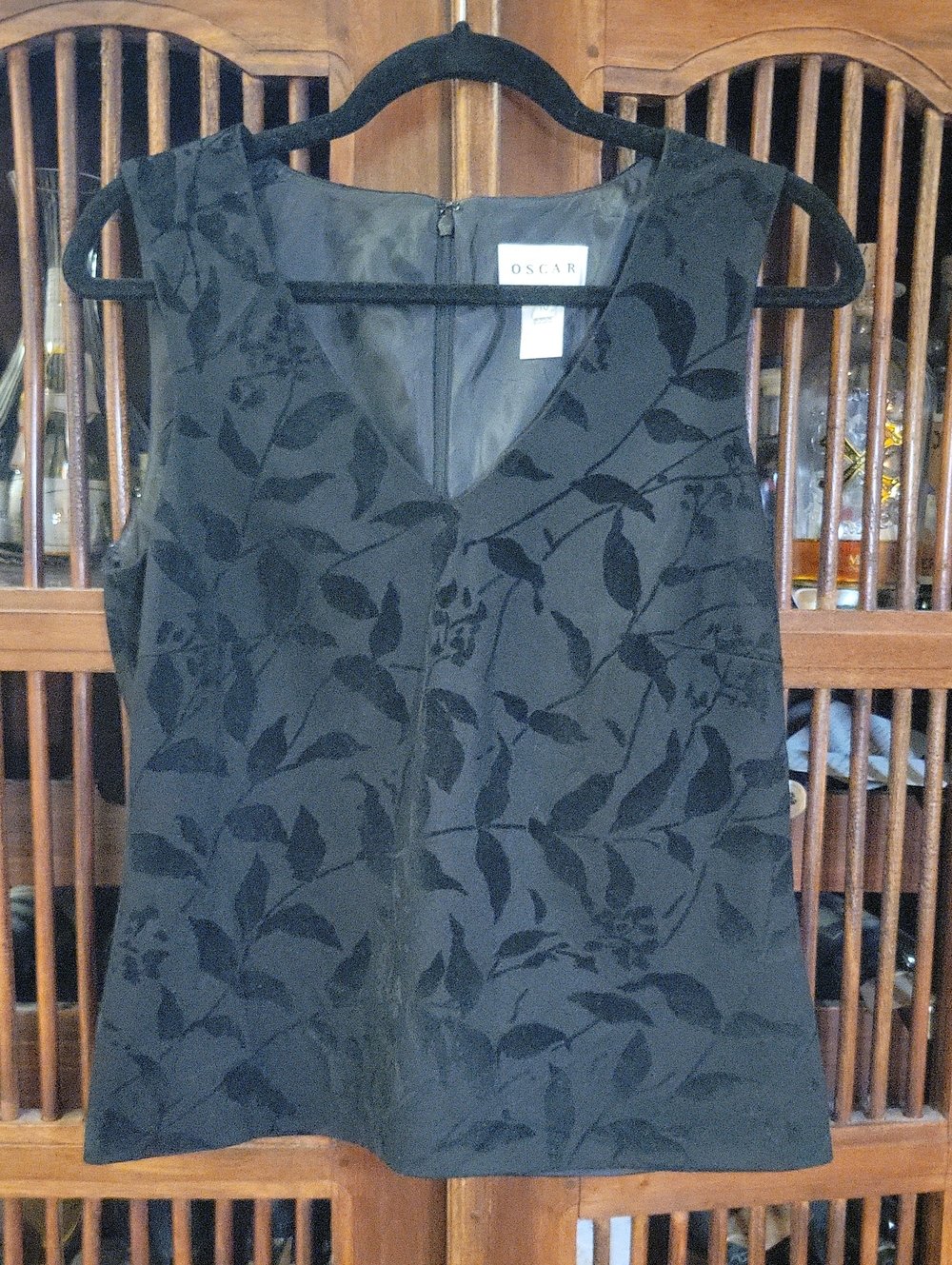 Oscar de la Renta Black Floral Jacquard V-Neck Sleeveless Top